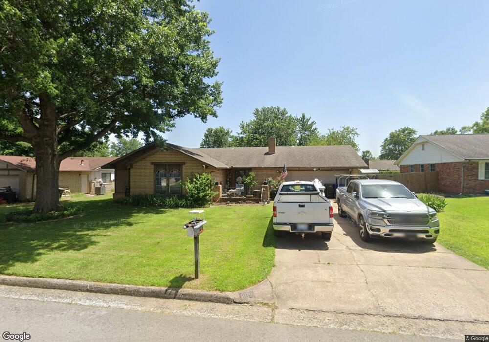 809 W Vicksburg St, Broken Arrow, OK 74011 - photo 1