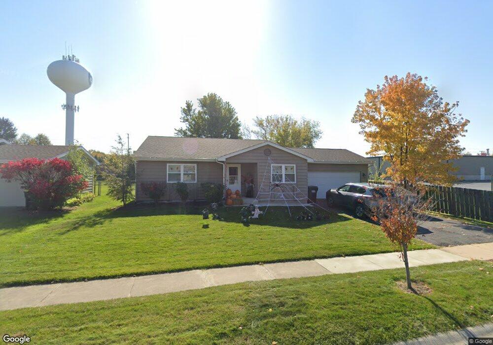 10 Quail Run, Lake In the Hills, IL 60156 - photo 1