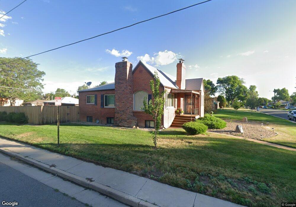 2901 Elm St, Denver, CO 80207 - photo 1