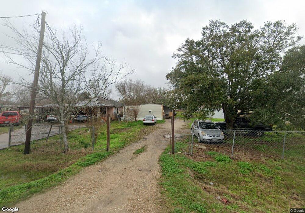 4015 Rolling Meadow St unit 424C, Alvin, TX 77511 - photo 1