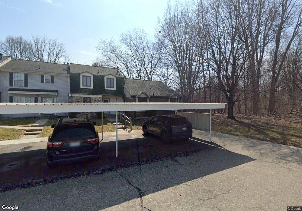 1069 River Hill Dr unit 18, Flint, MI 48532 - photo 1