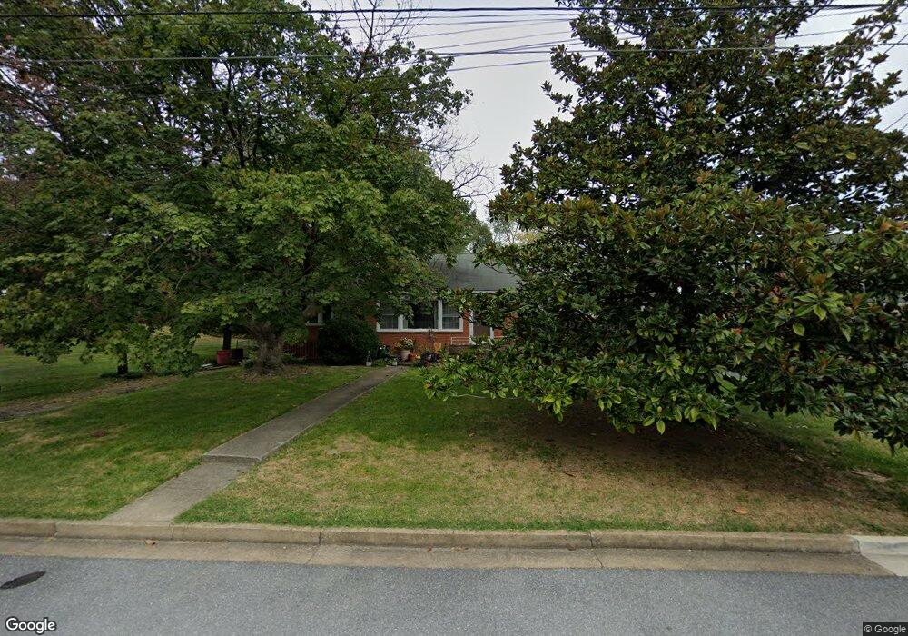 585 Elmwood Dr, Harrisonburg, VA 22801 - photo 1