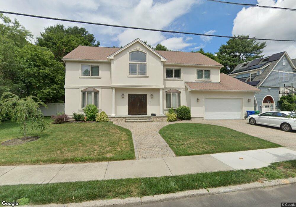 21 Marvin Ln, Newton Center, MA 02459 - photo 1