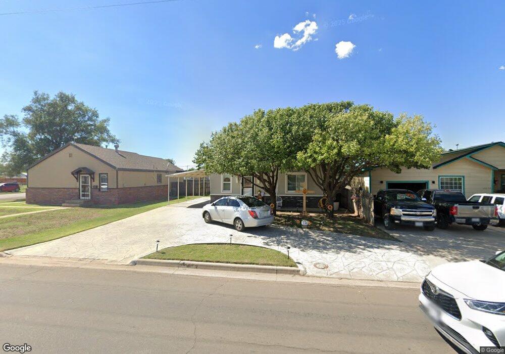 1018 S Maddox Ave, Dumas, TX 79029 - photo 1