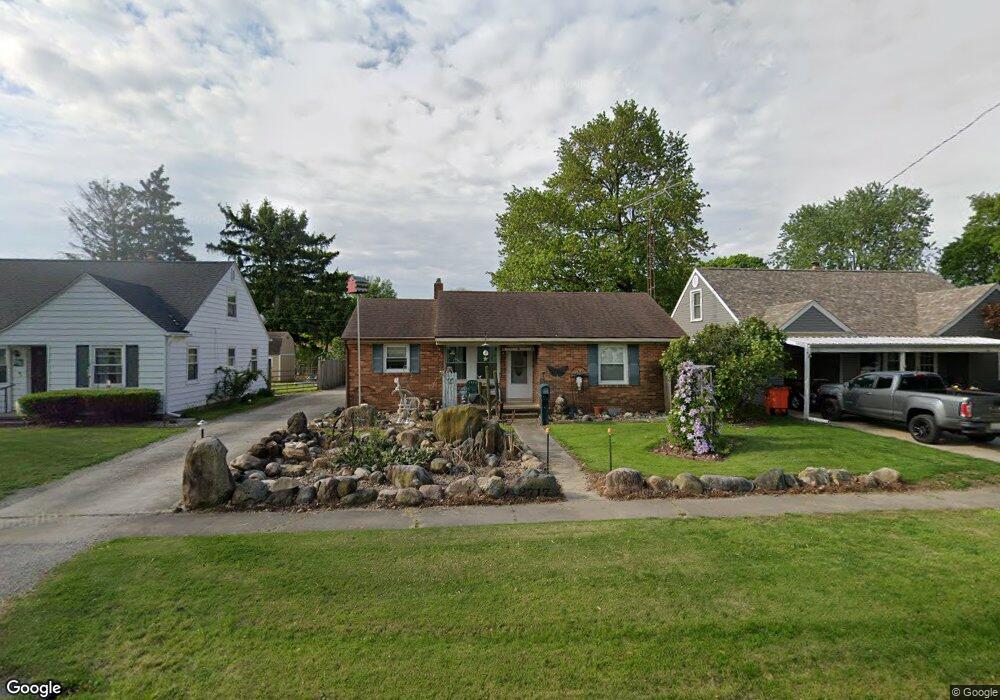 2717 Walnut Ave, Mattoon, IL 61938 - photo 1