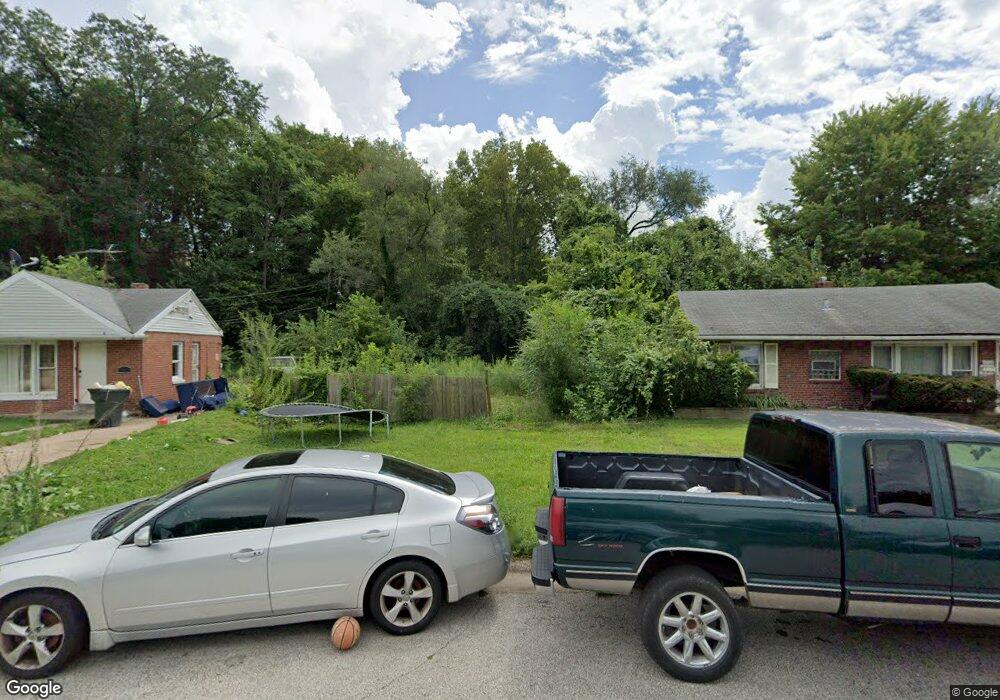 4316 Dryden Ct, Saint Louis, MO 63115 - photo 1