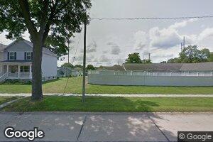 1015 8th St SE, Cedar Rapids, IA 52401