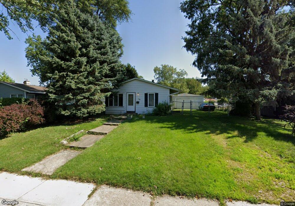 935 Berkley St, Carpentersville, IL 60110 - photo 1