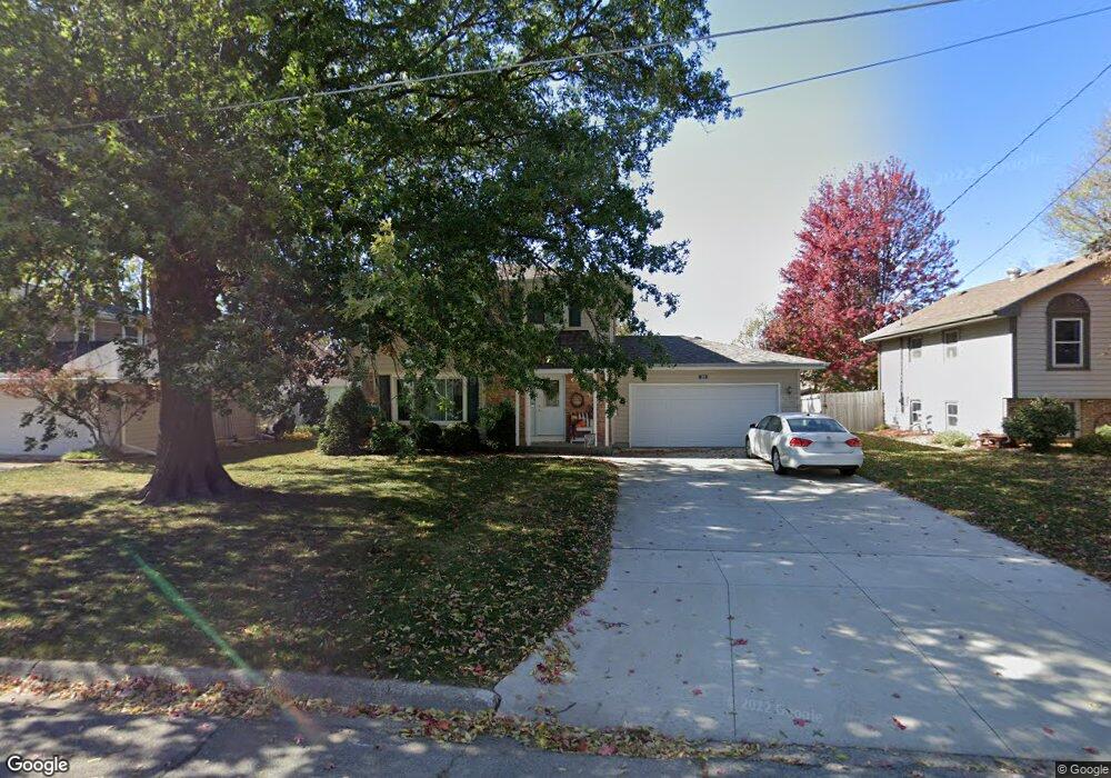 301 E 25th St N, Newton, IA 50208 - photo 1