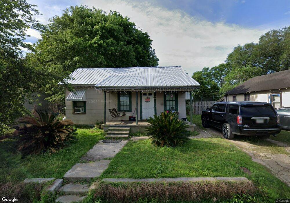 208 21st Ave NE, Moultrie, GA 31768 - photo 1