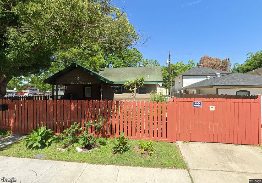 1310 Enid St unit 1310 Enid St 3, Houston, TX 77009 - photo 1