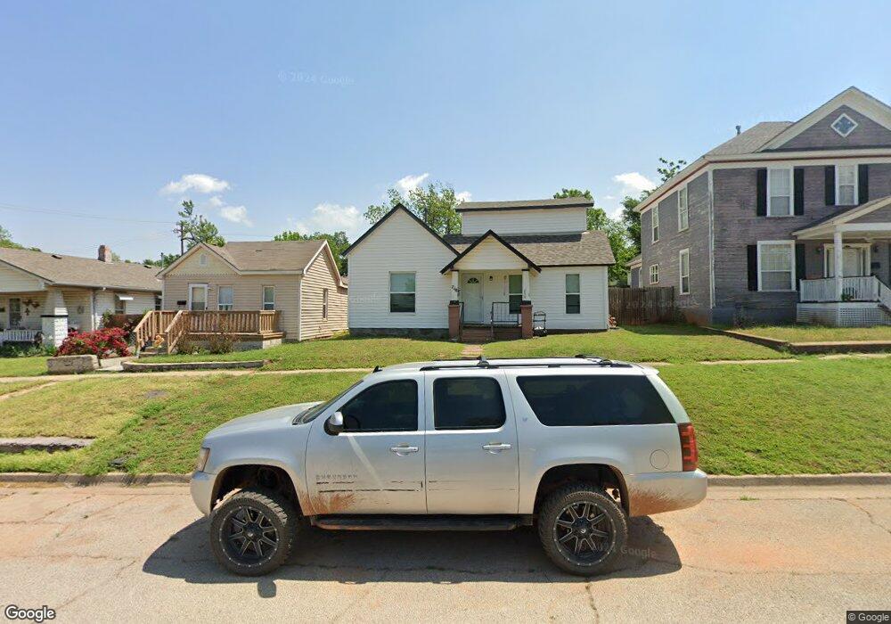 718 N Broad St, Guthrie, OK 73044 - photo 1
