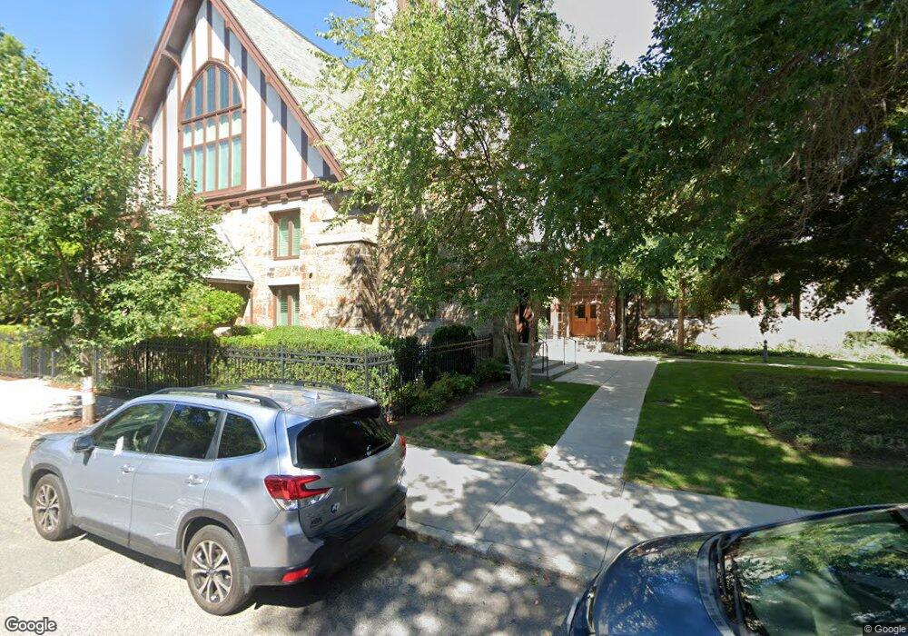 201 Freeman St unit A8, Brookline, MA 02446 - photo 1