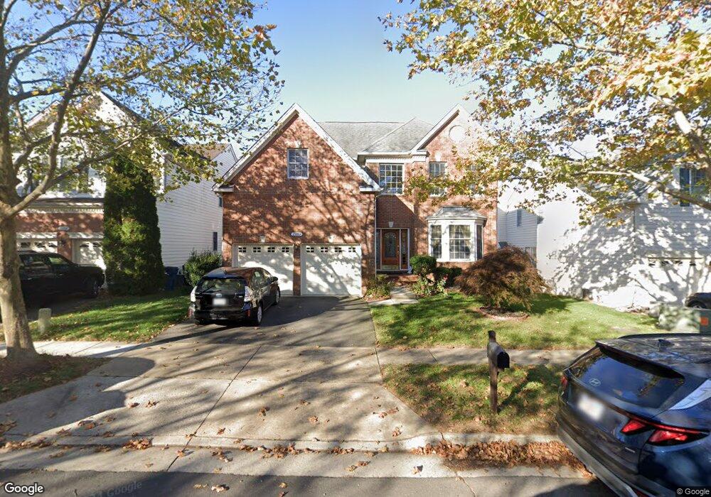 25955 Talmont Dr, Chantilly, VA 20152 - photo 1