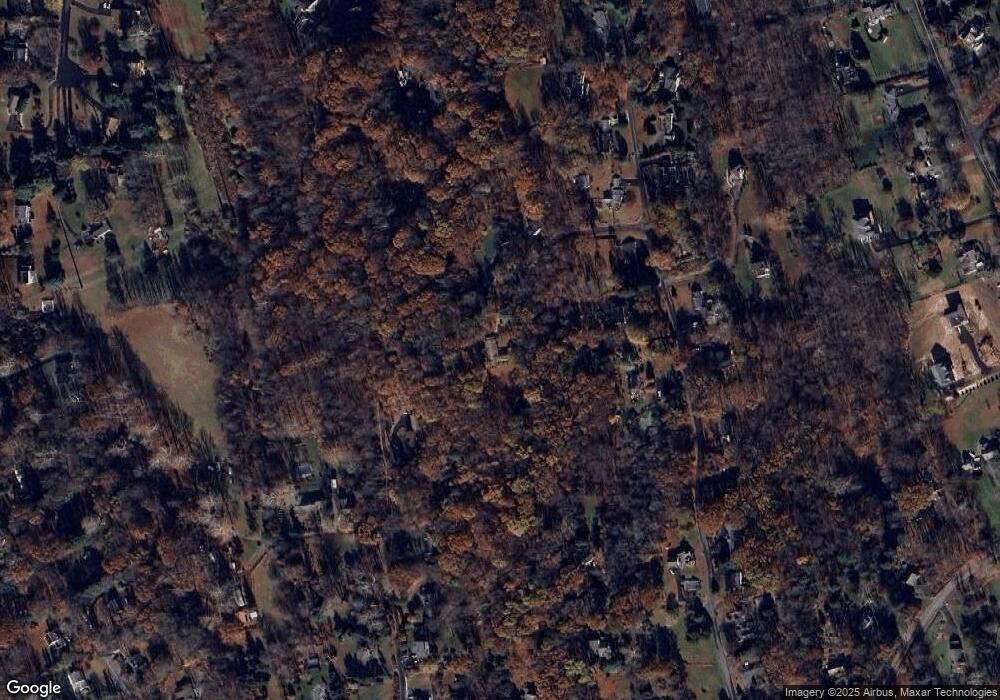 8 Sojo Rd, Brookfield, CT 06804 - photo 1