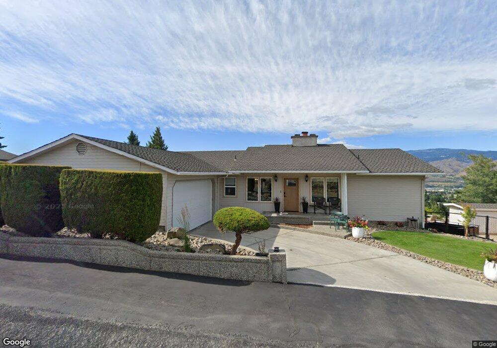 1730 10th St NE, East Wenatchee, WA 98802 - photo 1