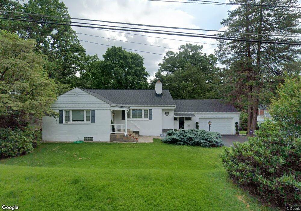 810 Loyola Dr, Towson, MD 21204 - photo 1