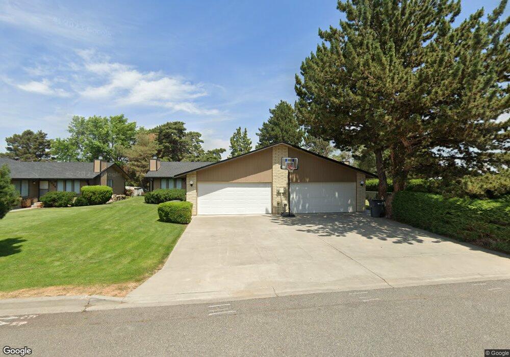 3292 W 9th Ave, Kennewick, WA 99336 - photo 1