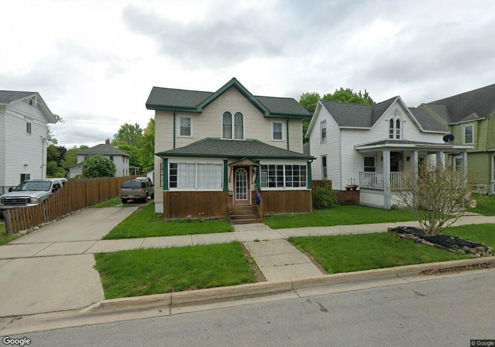 236 Adams St, Bay City, MI 48708 - photo 1