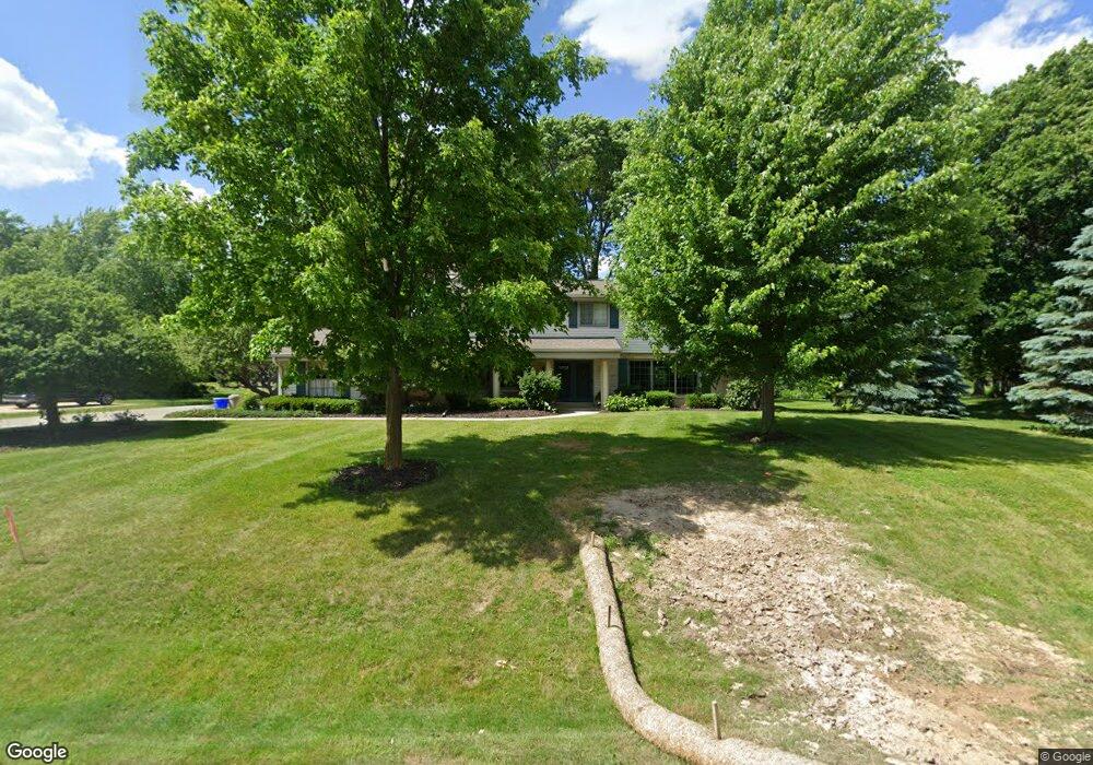 13100 Wrayburn Rd, Elm Grove, WI 53122 - photo 1