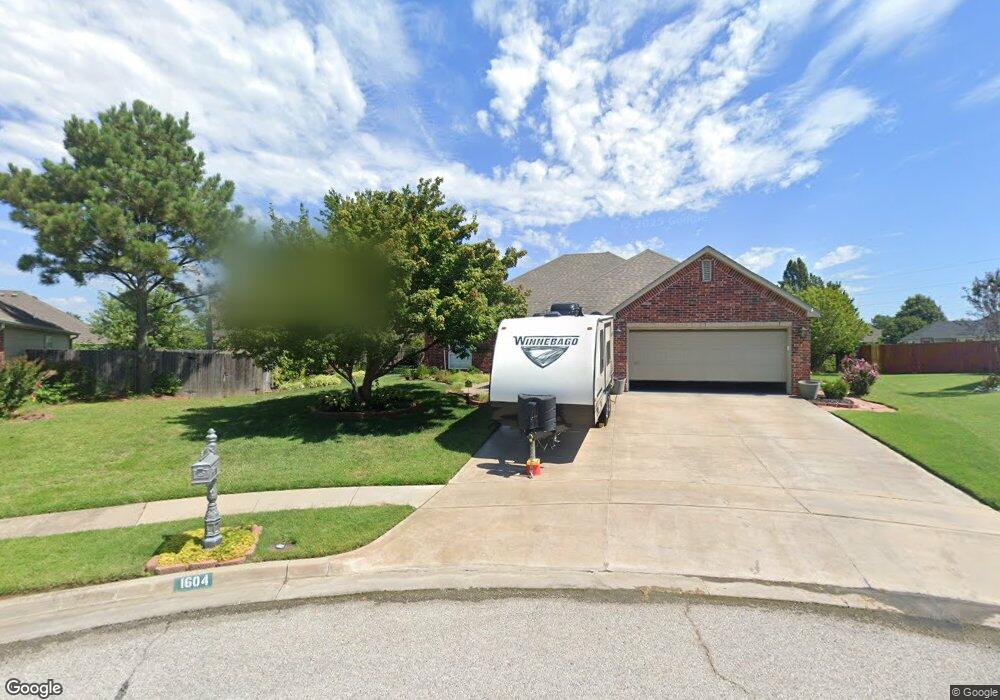1604 W Waco St, Broken Arrow, OK 74011 - photo 1