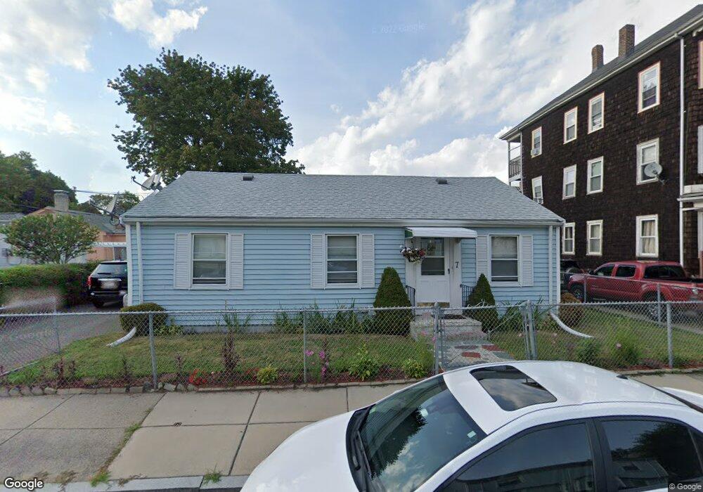 7 Frazer St, Hyde Park, MA 02136 - photo 1