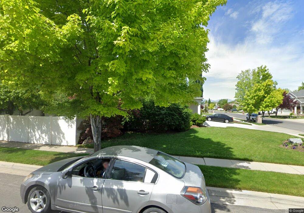 924 E Edgefield Rd, Sandy, UT 84094 - photo 1