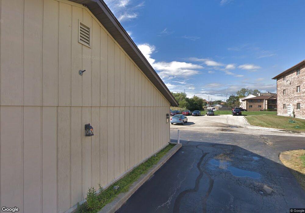 1234 Chalet Rd unit 201, Naperville, IL 60563 - photo 1