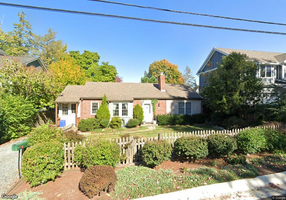 4529 Fairfield Dr, Bethesda, MD 20814 - photo 1