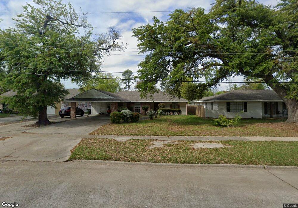 809 Cherryhill St, Lake Charles, LA 70607 - photo 1