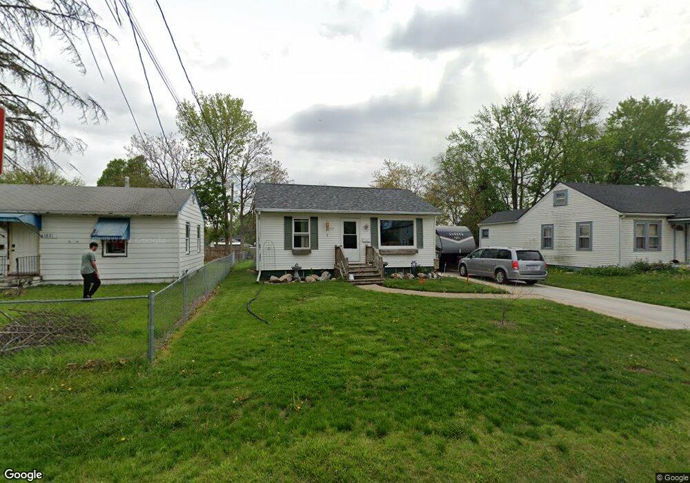 1319 E 25th St, Des Moines, IA 50317 - photo 1