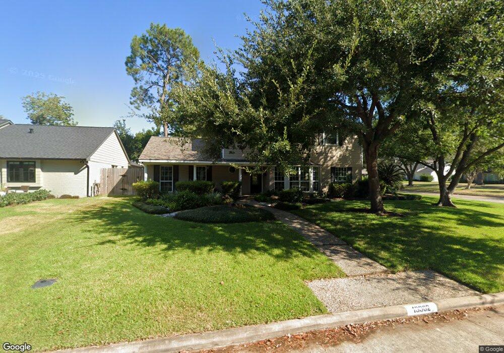 13302 Myrtlea Dr, Houston, TX 77079 - photo 1