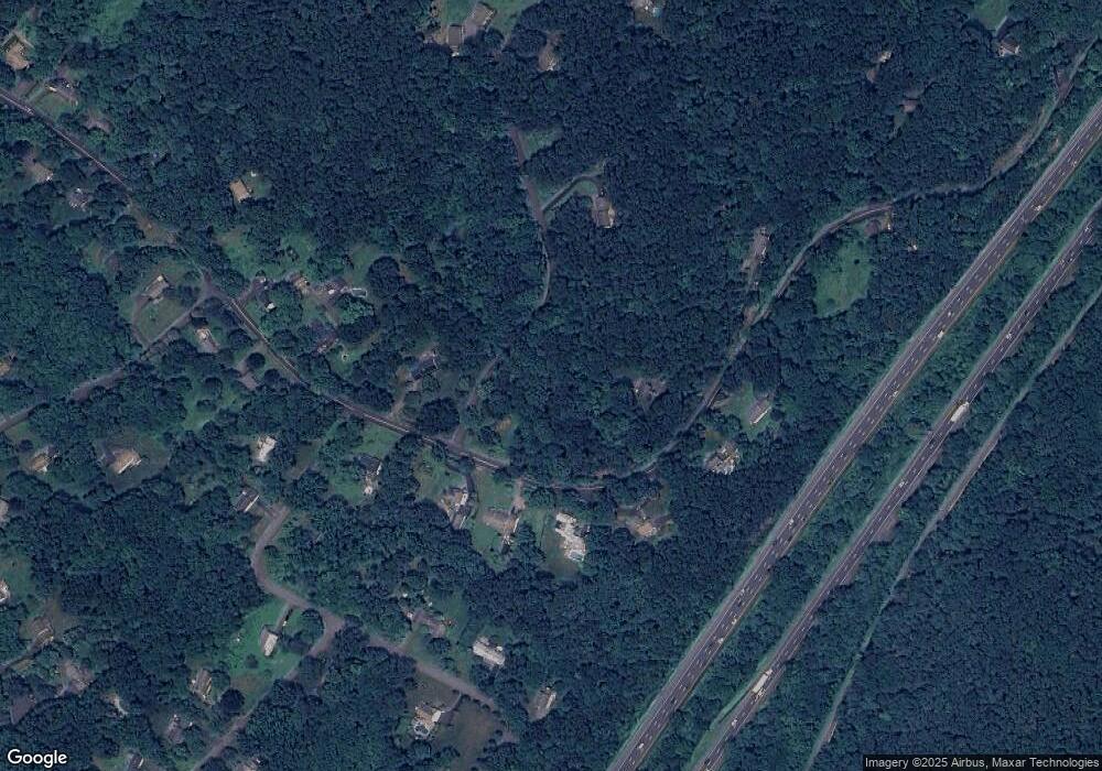 2 Timbermill Rd, Sandy Hook, CT 06482 - photo 1