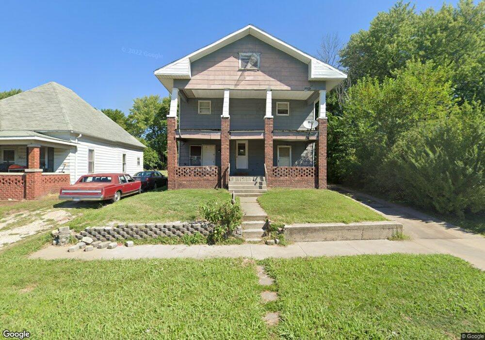 829 Franklin St unit 4, Moberly, MO 65270 - photo 1