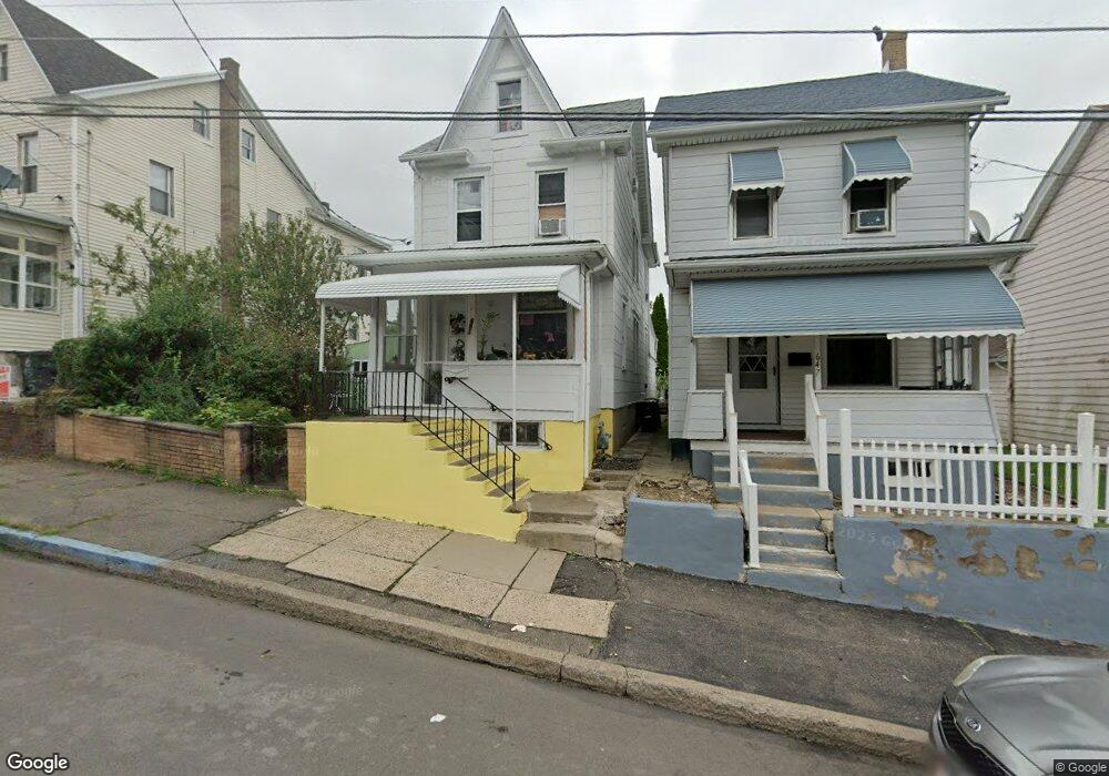 651 Carson St, Hazleton, PA 18201 - photo 1