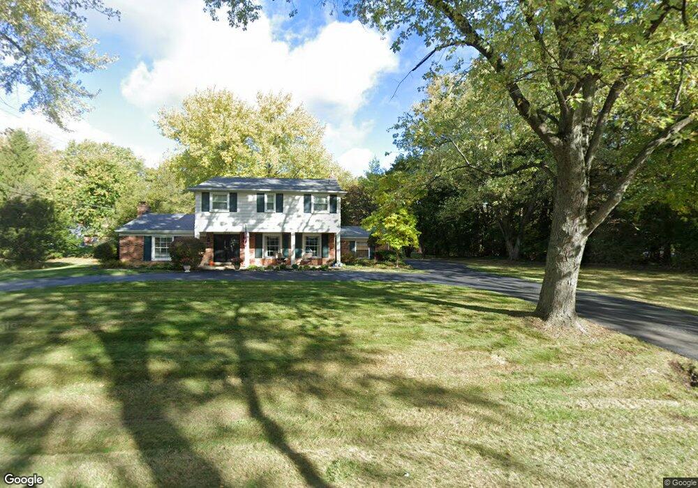 3710 Darlington Rd S, Bloomfield Hills, MI 48301 - photo 1