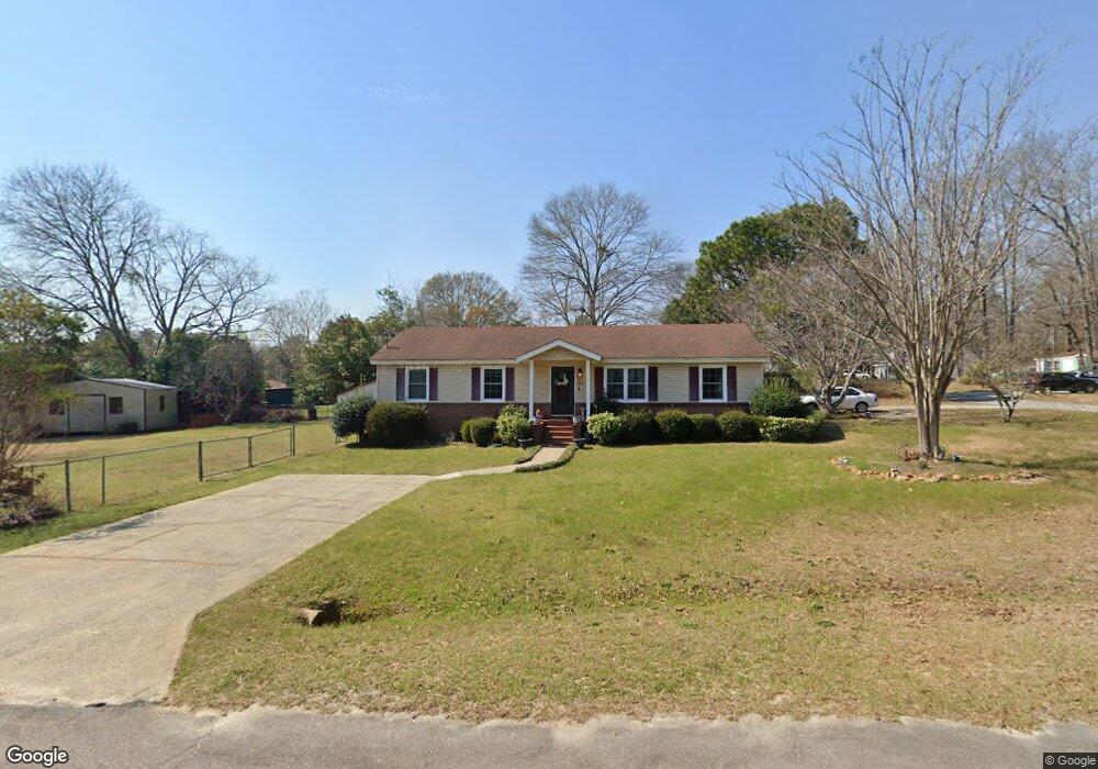 207 Bazemore Cir, Warner Robins, GA 31093 - photo 1