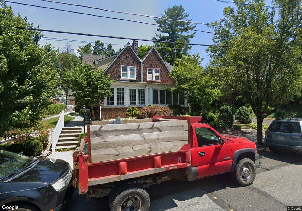 323 N Arch St, Allentown, PA 18104 - photo 1