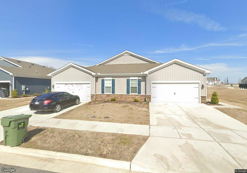 7135 Longfellow Ln, Ruther Glen, VA 22546 - photo 1