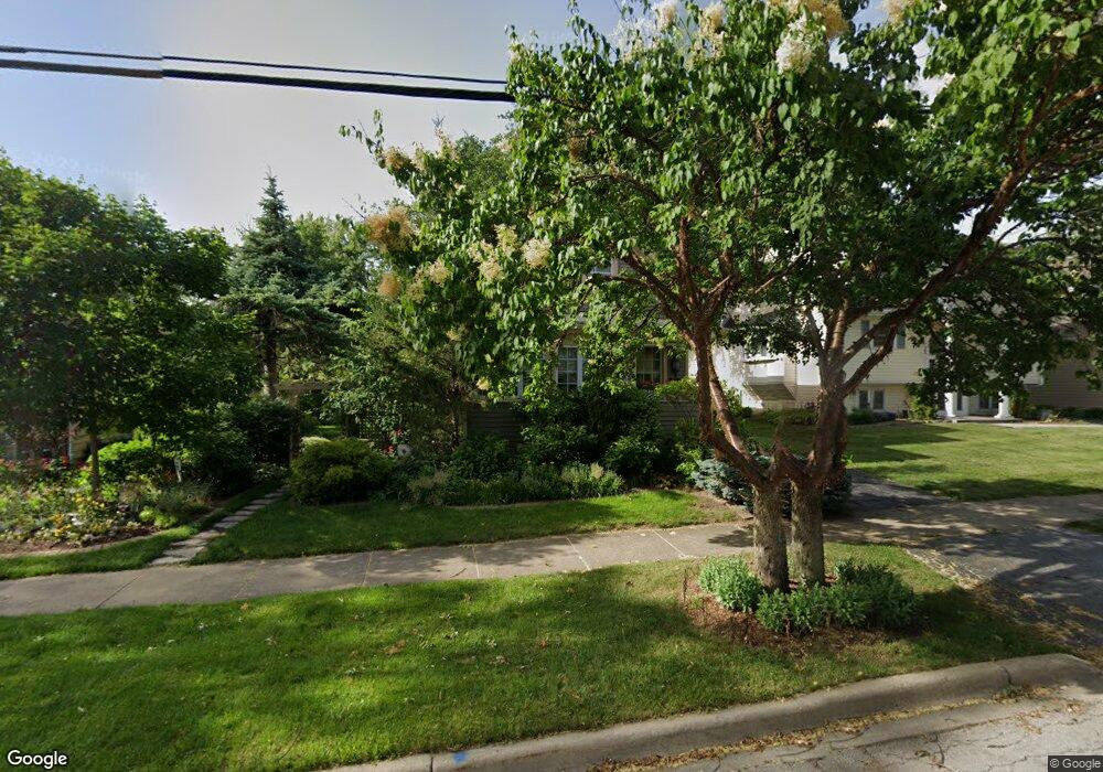 445 W 2nd St, Elmhurst, IL 60126 - photo 1