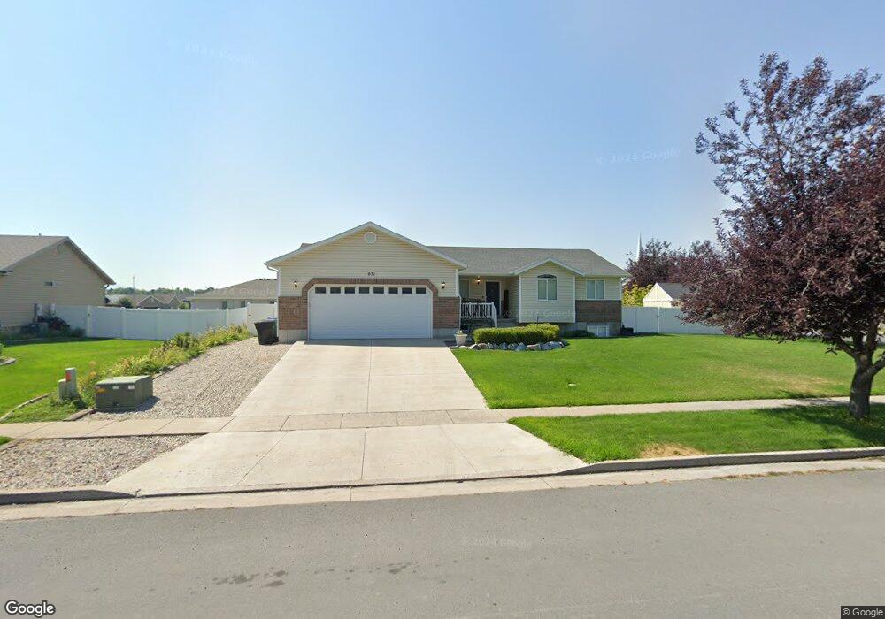 671 W 150 N, Hyrum, UT 84319 - photo 1
