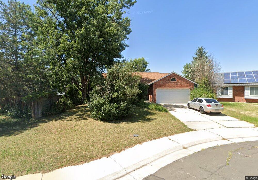 11527 E Highline Place, Aurora, CO 80010 - photo 1