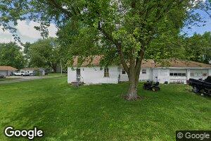 311 E Oak St, Palmyra, IL 62674