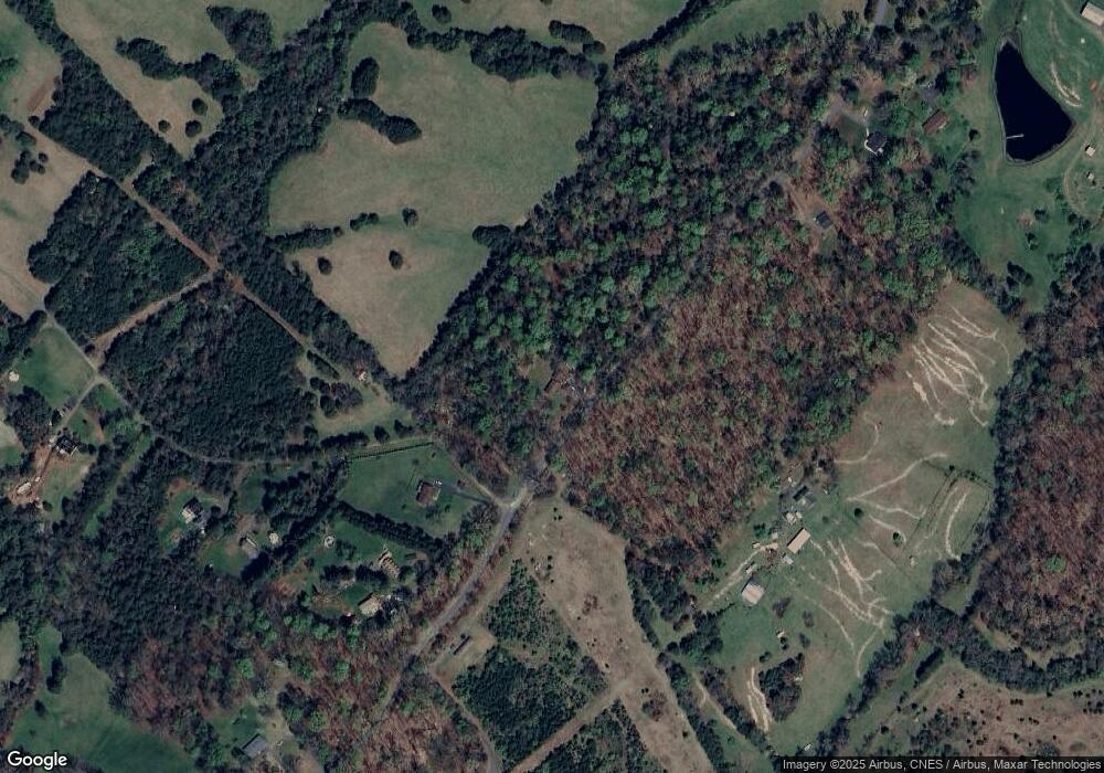 710 Gilbert Rd, Ruckersville, VA 22968 - photo 1