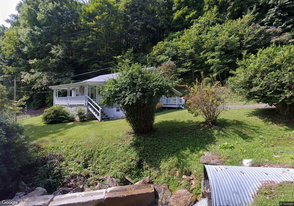 1227 Lotties Creek Rd, Burnsville, NC 28714 - photo 1