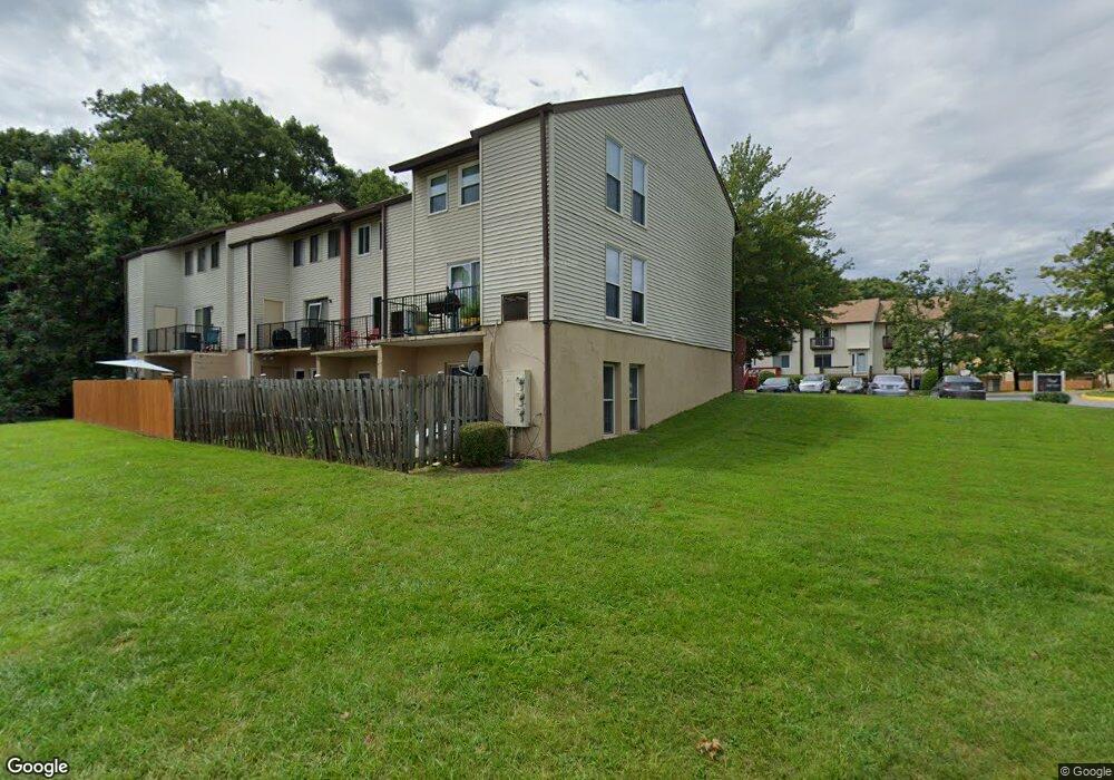 11496 Laurelwalk Dr, Laurel, MD 20708 - photo 1