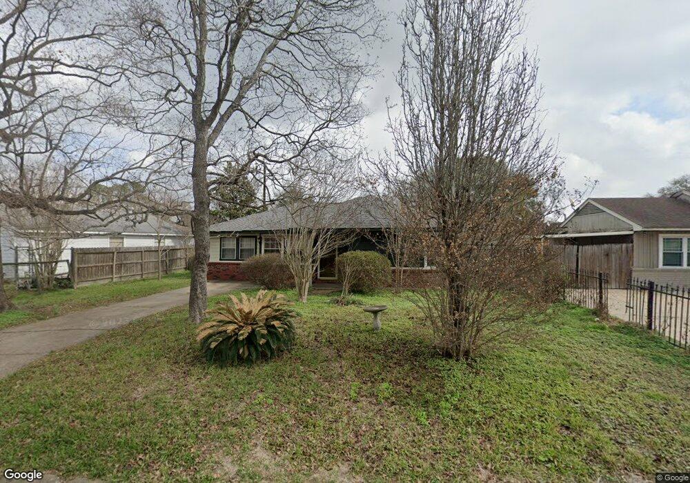 10932 Royal Pine Dr, Houston, TX 77093 - photo 1