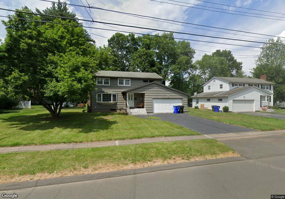 114 Fuller Dr, West Hartford, CT 06117 - photo 1