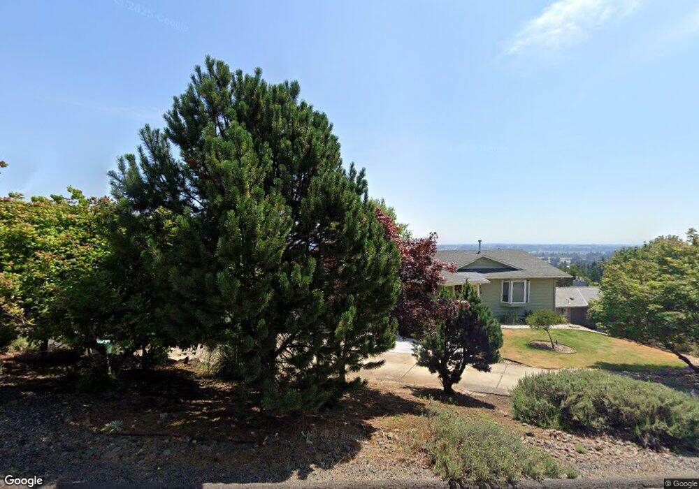 241 SW Walnut Ave, Dundee, OR 97115 - photo 1