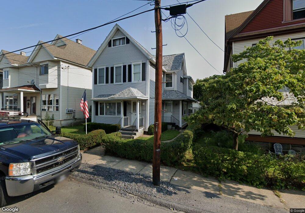 918 W Elm St, Scranton, PA 18504 - photo 1